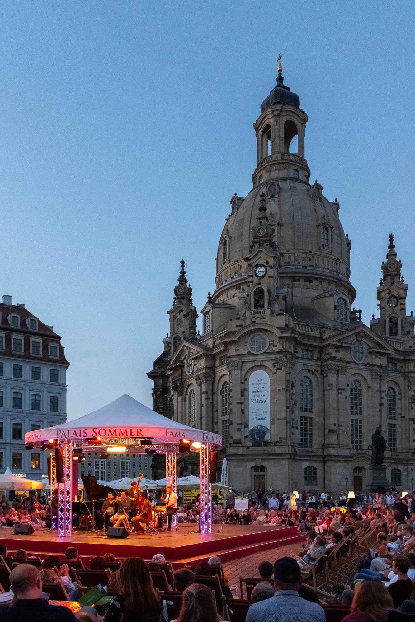 Das Dixieland-Festival zu Gast mit der &quot;Oldtime Jazz Nacht&quot; zum Palais Sommer 2023 auf dem Dresdner Neumarkt